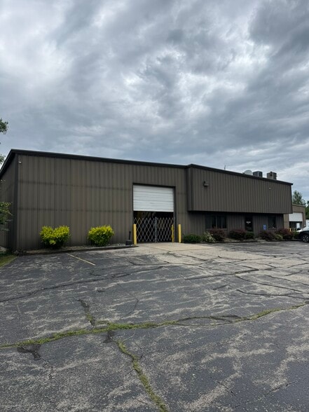 12463 Cleveland St, Nunica, MI à vendre - Photo du bâtiment - Image 2 de 33