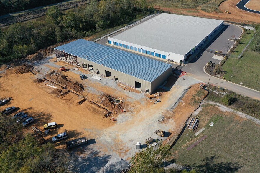 3216 Leeman Ferry Rd SW, Huntsville, AL for lease - Building Photo - Image 3 of 8