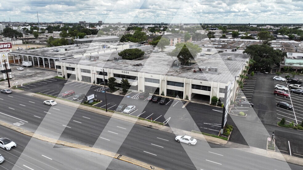 5959 Westheimer Rd, Houston, TX à louer - Photo du bâtiment - Image 3 de 9
