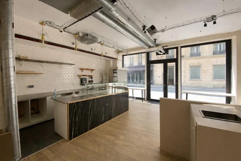 Rue Du Faubourg Saint-Honoré, Paris for lease - Building Photo - Image 2 of 7