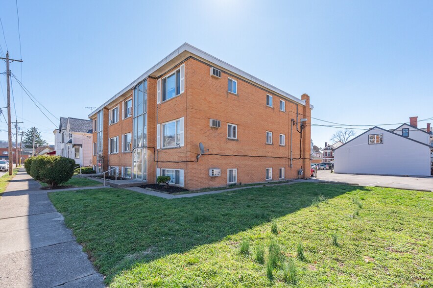 325 Pike St, Reading, OH à vendre - Photo du bâtiment - Image 3 de 33