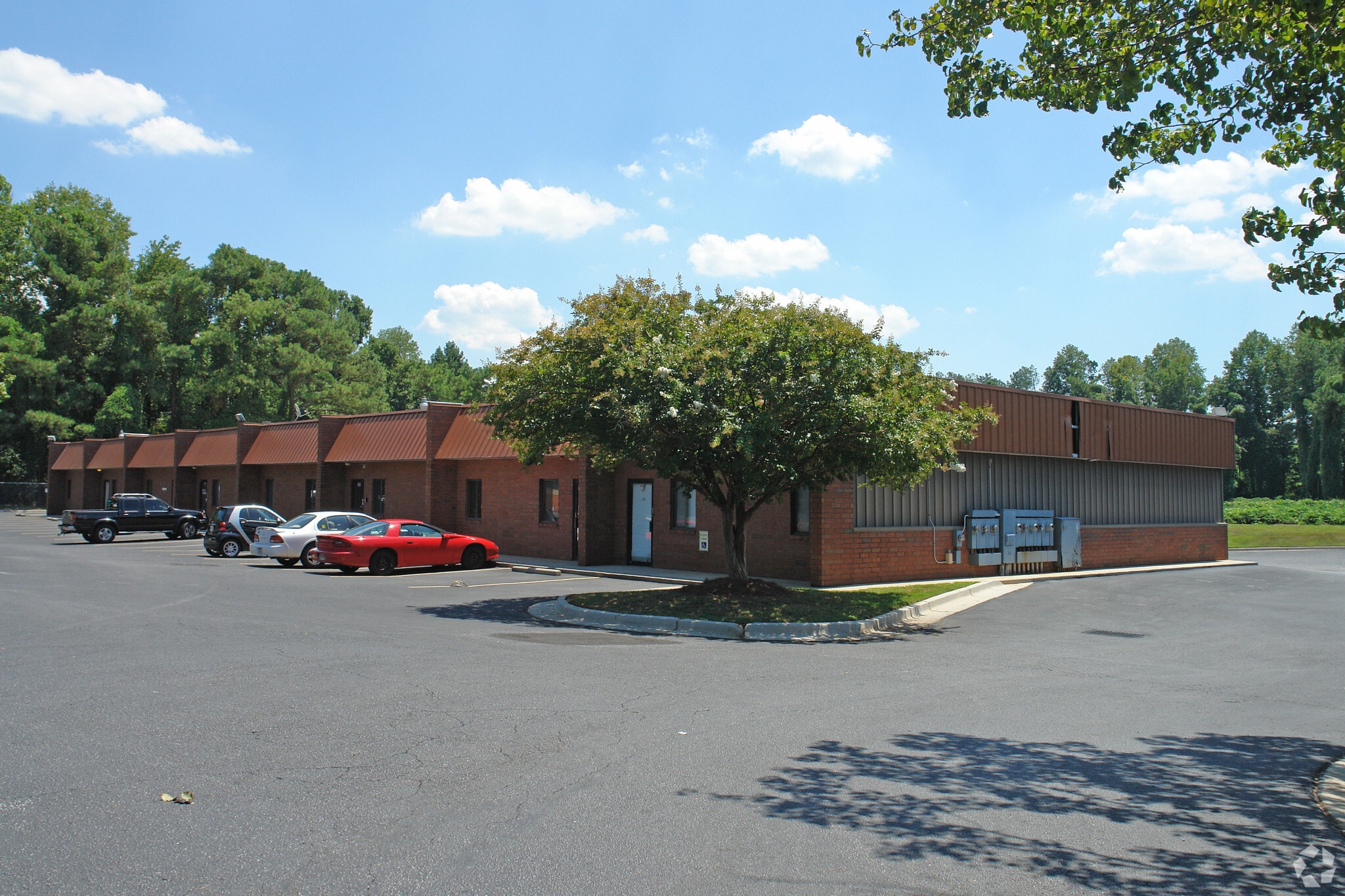 4742 Hammermill Rd, Tucker, GA for lease Building Photo- Image 1 of 25