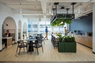 1700 Broadway, Denver, CO à louer Photo intérieure- Image 2 de 24