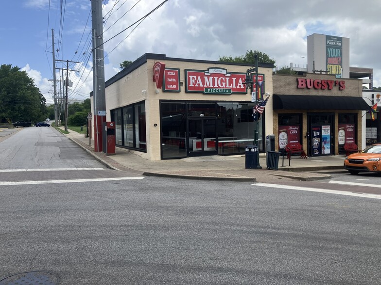 540 W Dickson St, Fayetteville, AR for lease - Building Photo - Image 2 of 6