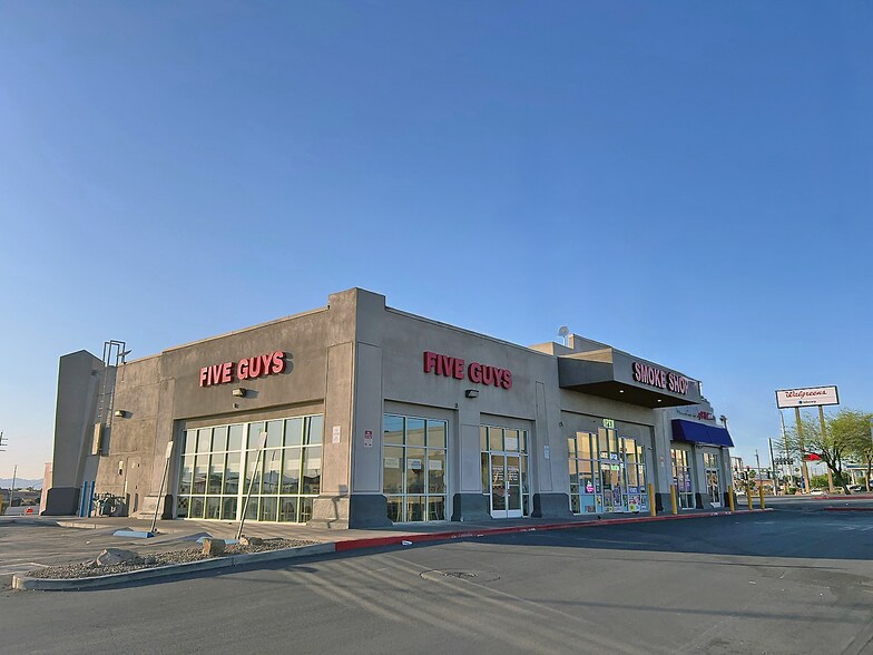 4065 S Maryland Pky, Las Vegas, NV à vendre - Photo du bâtiment - Image 2 de 5