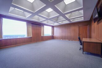 101 W Goodwin Ave, Victoria, TX for lease Interior Photo- Image 2 of 4