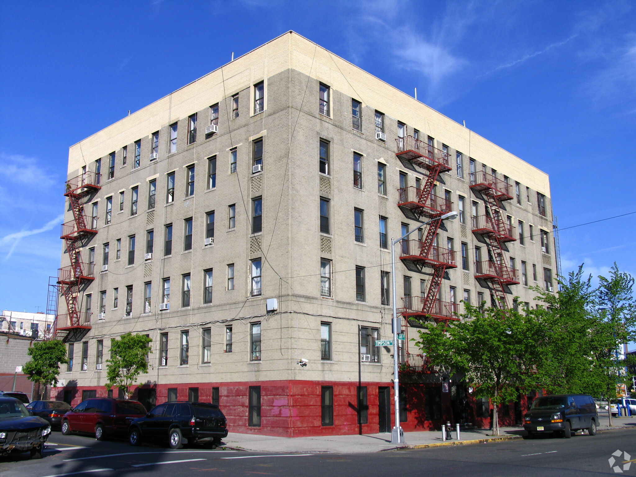 864 E 149th St, The Bronx, NY à vendre Photo principale- Image 1 de 1