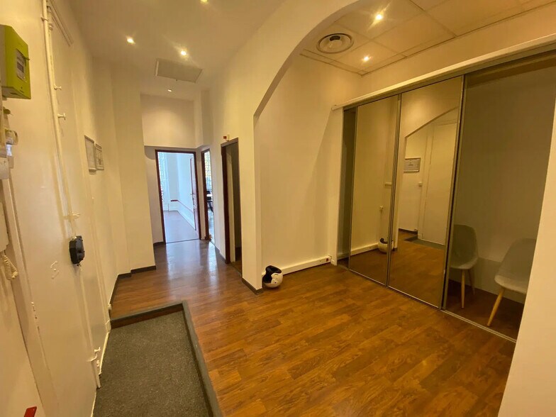 Bureau dans Marseille à louer - Photo intérieure - Image 2 de 8