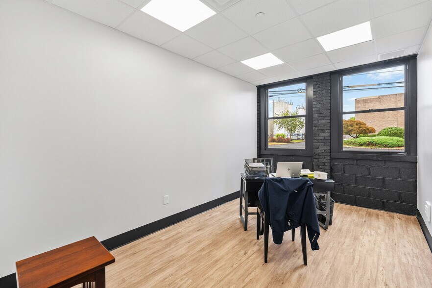 14 Home News Row, New Brunswick, NJ à louer - Photo intérieure - Image 3 de 40