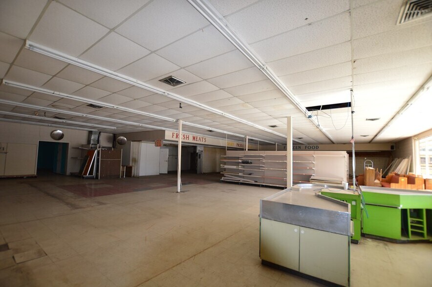 8111 Main St, Ray City, GA à vendre - Photo intérieure - Image 2 de 4