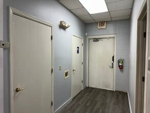 3042-3058 W Goodman Rd, Horn Lake, MS for lease Interior Photo- Image 2 of 12