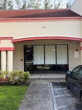 8901-9131 Pembroke Rd, Hollywood, FL à louer Photo du bâtiment- Image 2 de 3