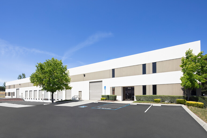 905 McLaughlin Ave, San Jose, CA for lease - Building Photo - Image 1 of 4