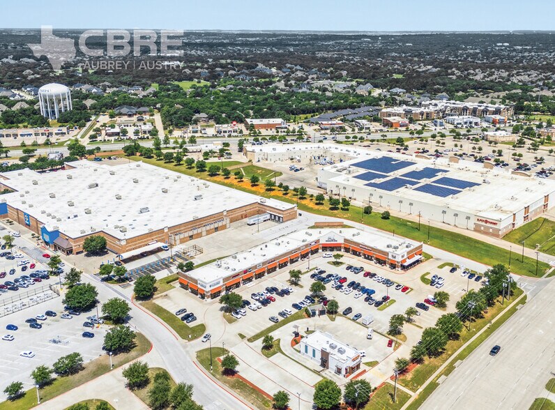 8245 Precinct Line Rd, North Richland Hills, TX à vendre - Photo du bâtiment - Image 2 de 2