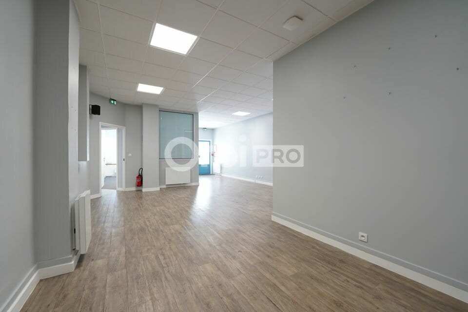 67 Ter Rue De Marseille, Lyon for sale Interior Photo- Image 1 of 13
