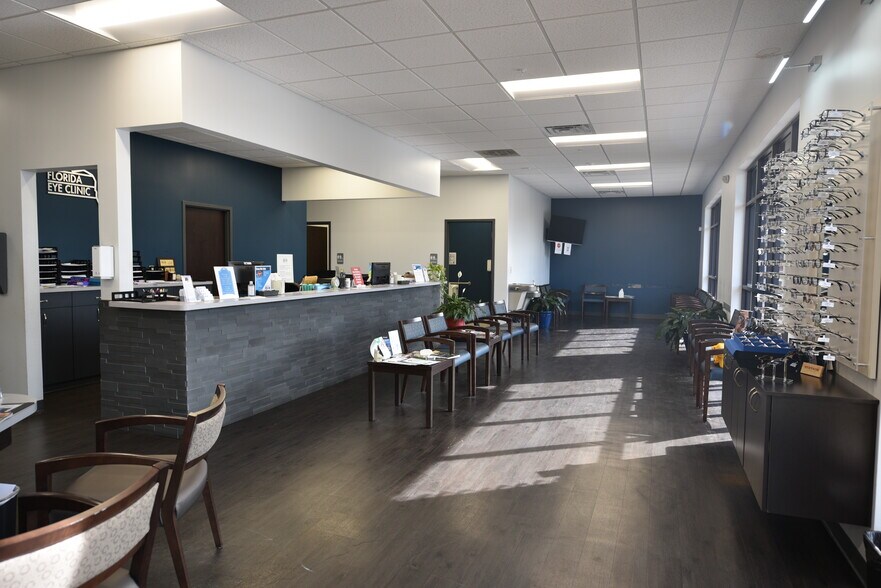 2460 Sr-50 Hwy, Clermont, FL à louer - Photo du bâtiment - Image 3 de 25