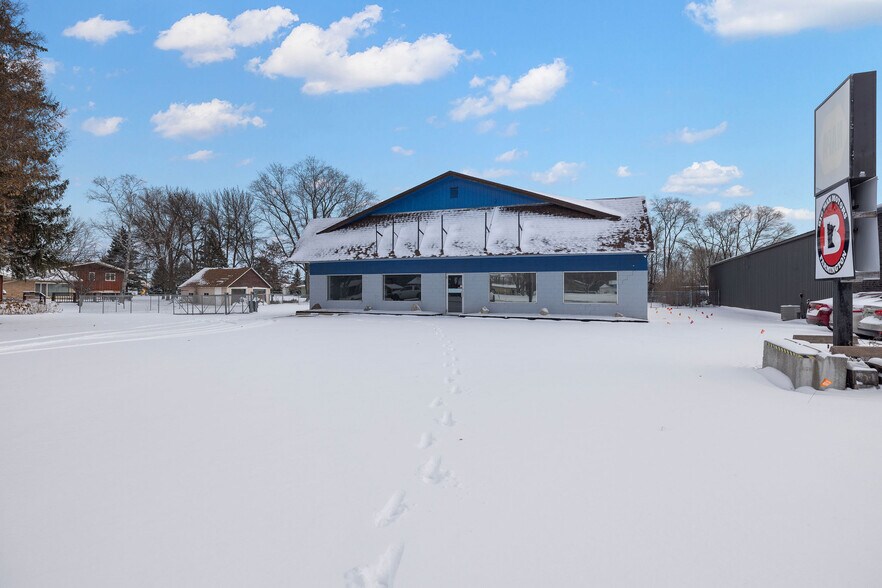 21034 Chippendale Ave W, Farmington, MN à louer - Photo du bâtiment - Image 2 de 26