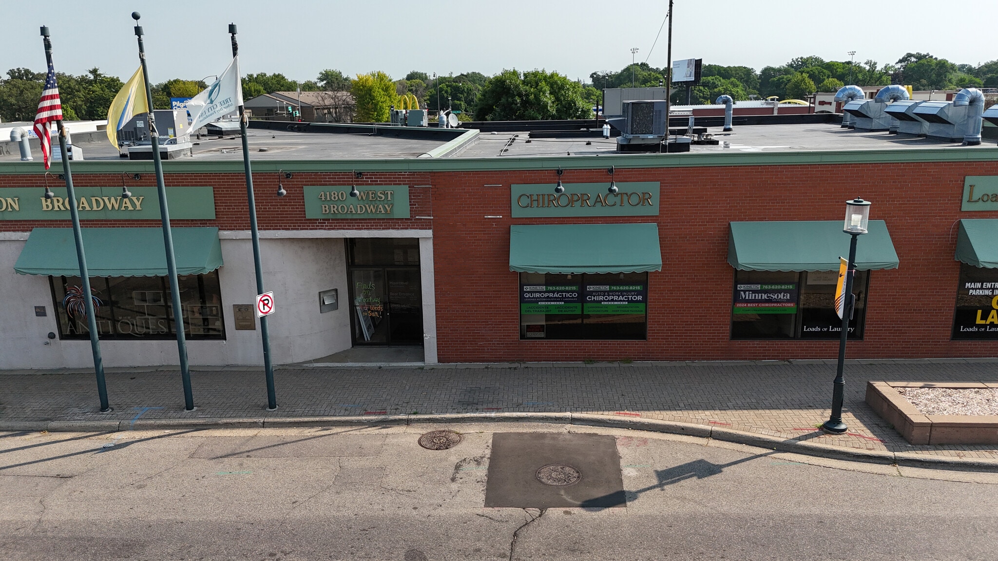 4180 W Broadway Ave, Robbinsdale, MN for lease Interior Photo- Image 1 of 11
