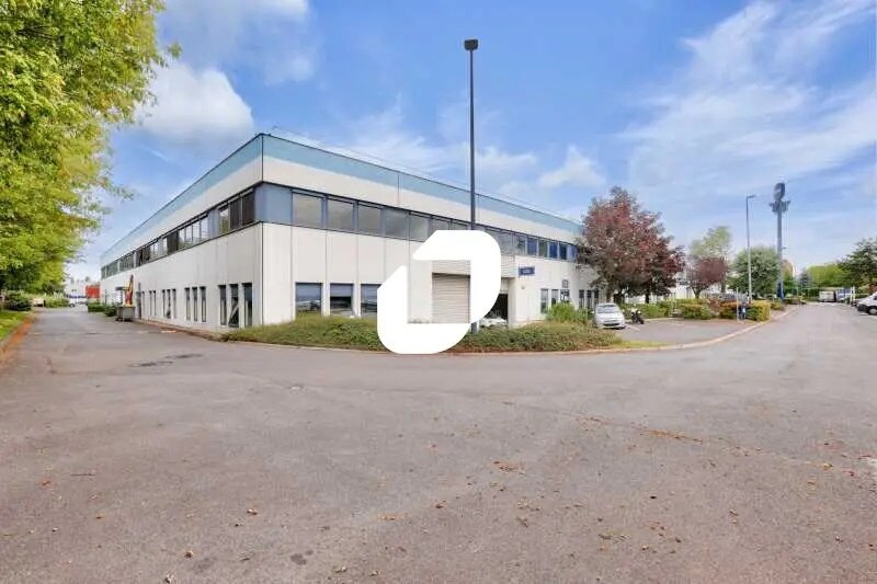 Flex in Aulnay-sous-Bois for lease Building Photo- Image 1 of 18