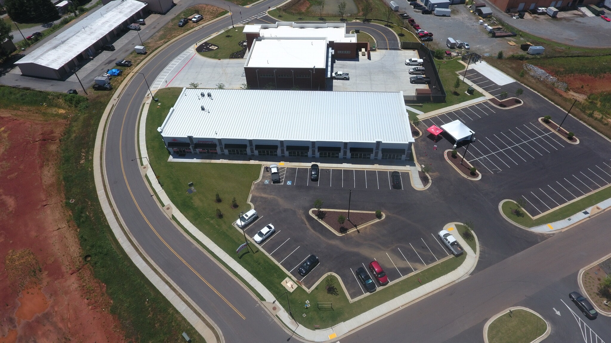 11 Charley Harper Dr, Cartersville, GA for lease Primary Photo- Image 1 of 14
