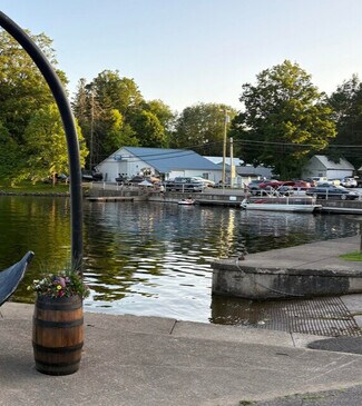 Plus de détails pour 2745 Shadyside Rd, Findley Lake, NY - Spécialité à vendre