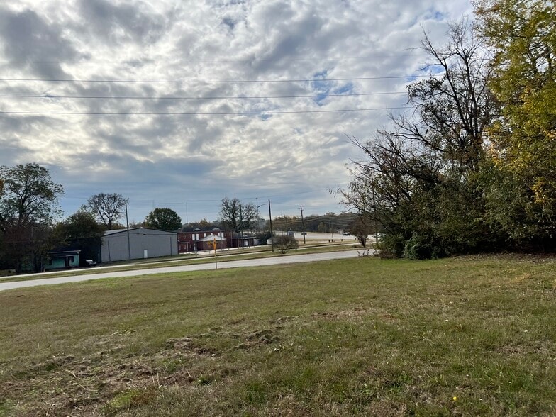 2112 8th St W, Birmingham, AL for sale - Building Photo - Image 3 of 6