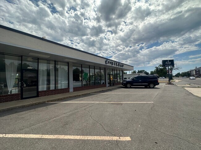 More details for 6530-6534 NW 36th St, Bethany, OK - Retail for Sale