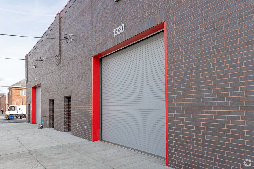 1330-1332 E Bay Ave, Bronx, NY à louer - Photo du bâtiment - Image 3 de 9