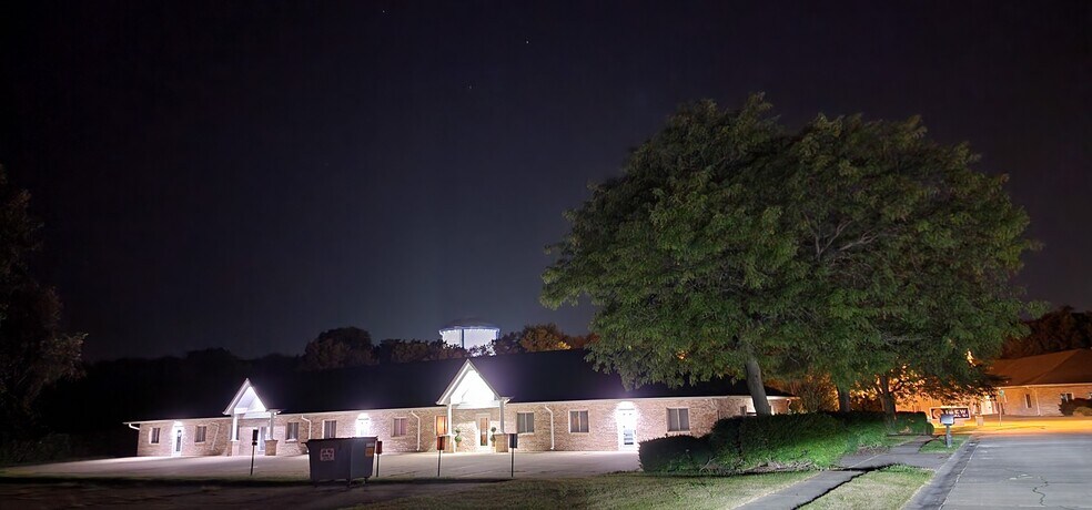 3901 Wood Duck, Springfield, IL à louer - Photo du bâtiment - Image 1 de 12