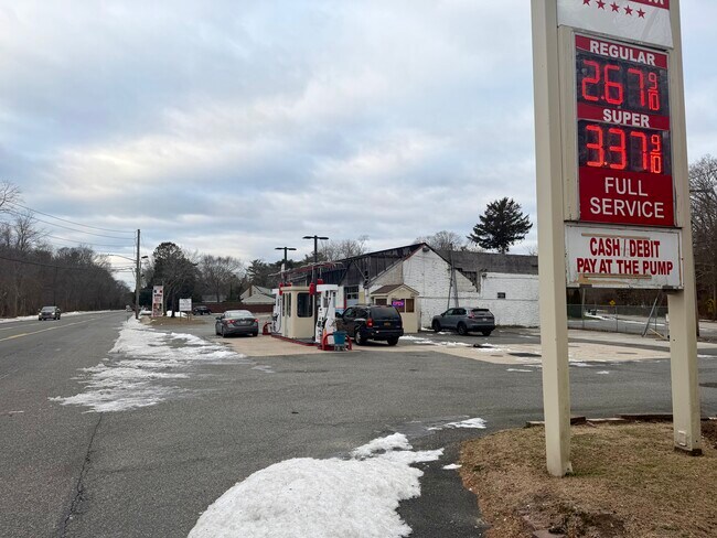 More details for 2800 Montauk Hwy, Brookhaven, NY - Retail for Sale