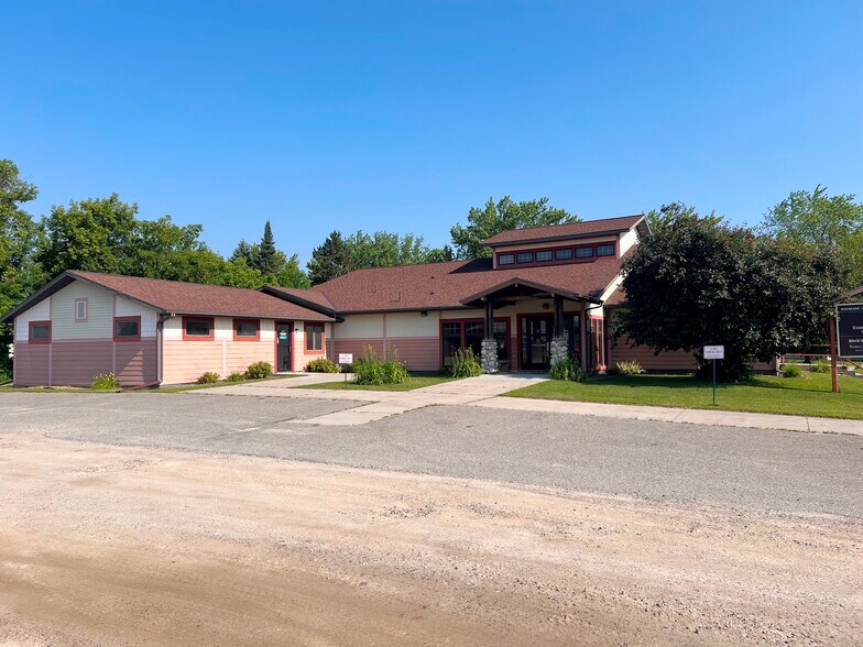 9 Birch St NE, Remer, MN à vendre - Photo du bâtiment - Image 2 de 38