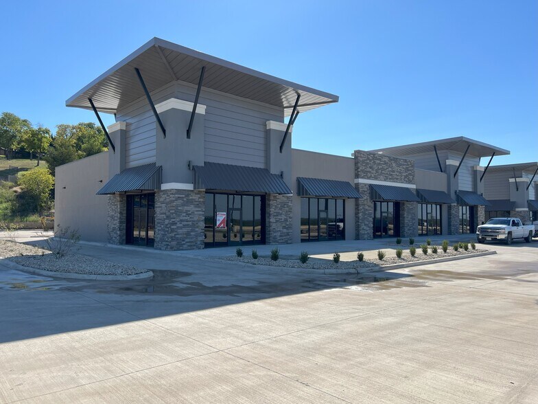 750 N Highway 67, Midlothian, TX for lease - Building Photo - Image 1 of 4