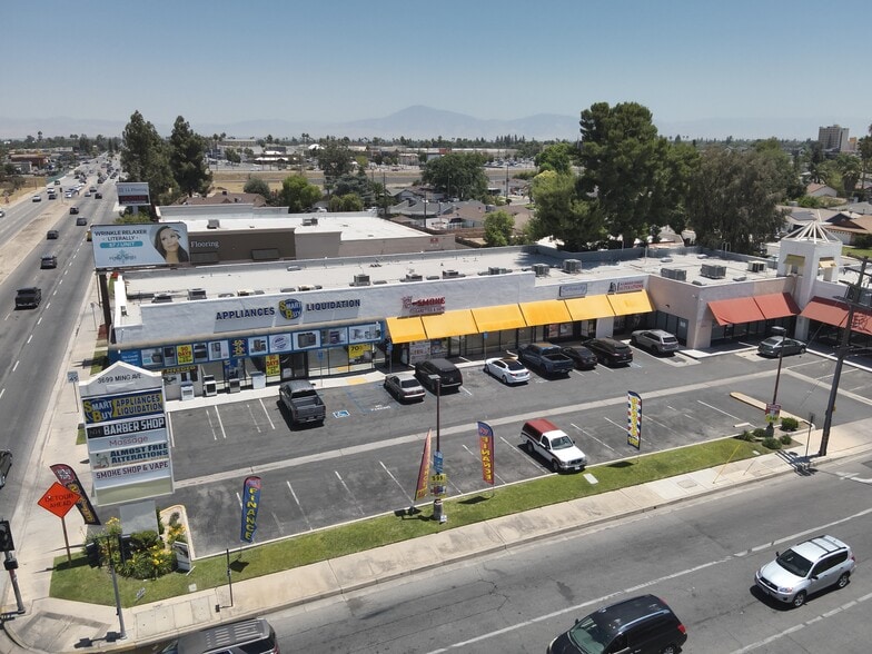 3699 Ming Ave, Bakersfield, CA for sale - Building Photo - Image 2 of 9