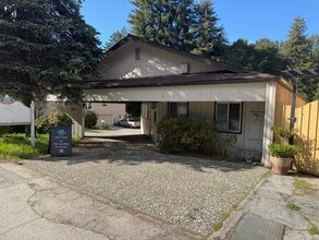 13350 Big Basin Way, Boulder Creek, CA à louer Photo du bâtiment- Image 2 de 16