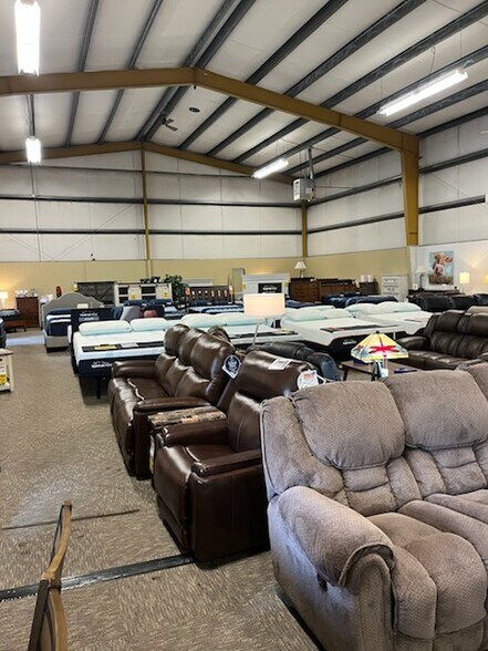 29879 OR-34, Albany, OR à vendre - Photo du bâtiment - Image 3 de 9