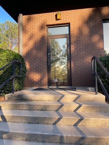 155 N 85 Pky, Fayetteville, GA à louer - Photo du bâtiment - Image 2 de 7