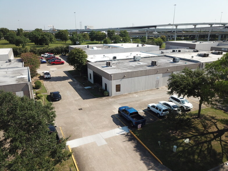 10416 Rockley Rd, Houston, TX for sale - Building Photo - Image 1 of 5