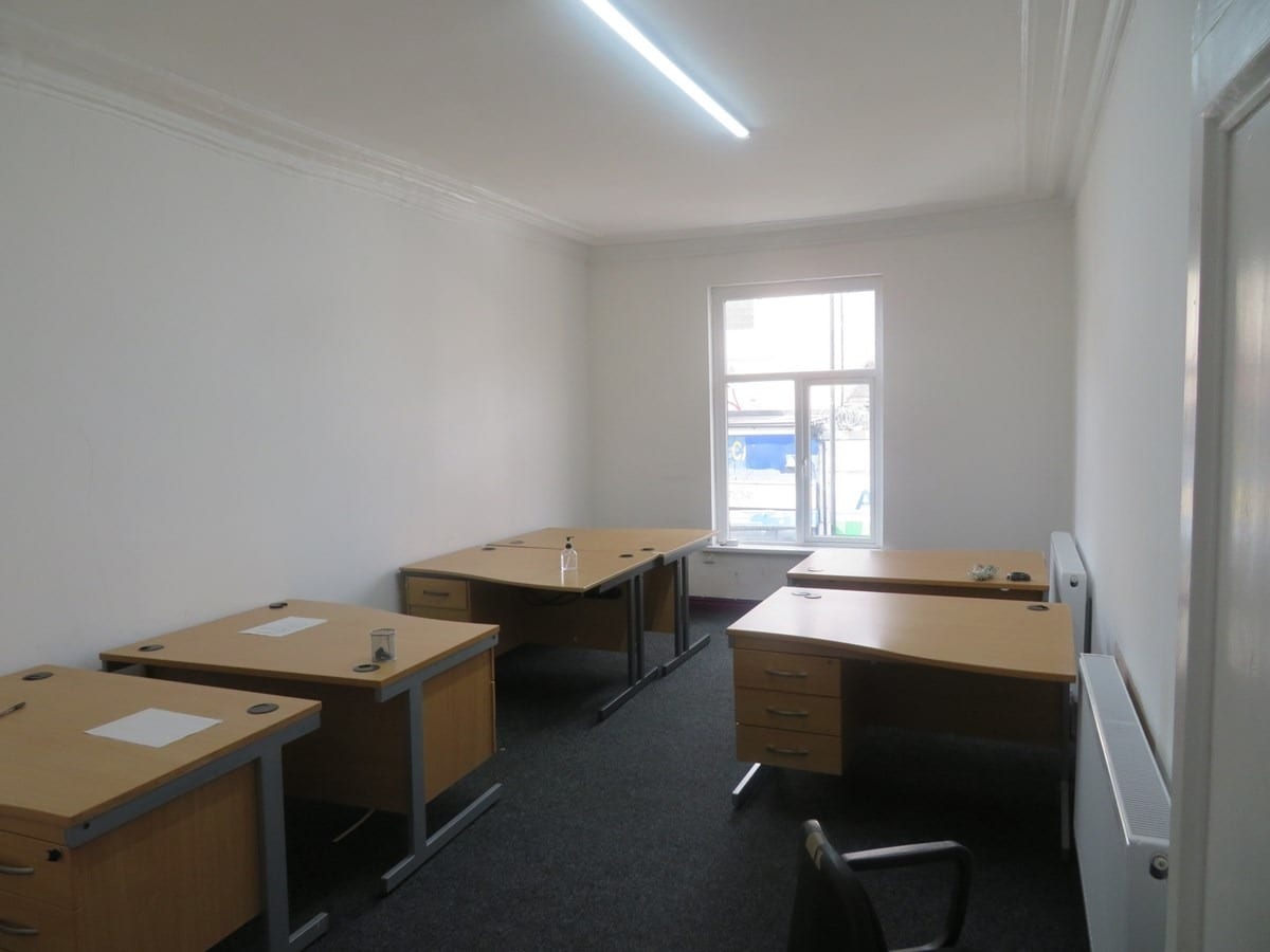College Rd, Rochdale for lease Interior Photo- Image 1 of 5