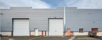 Plus de détails pour Local d'activités à louer