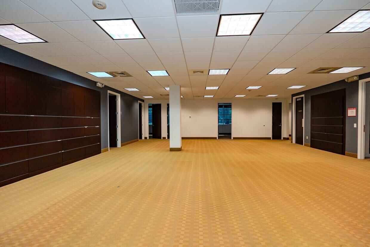 1455 N Park Dr, Weston, FL for lease Interior Photo- Image 1 of 7