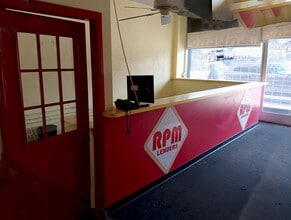 1721 S Flower St, Los Angeles, CA à louer Photo intérieure- Image 1 de 4