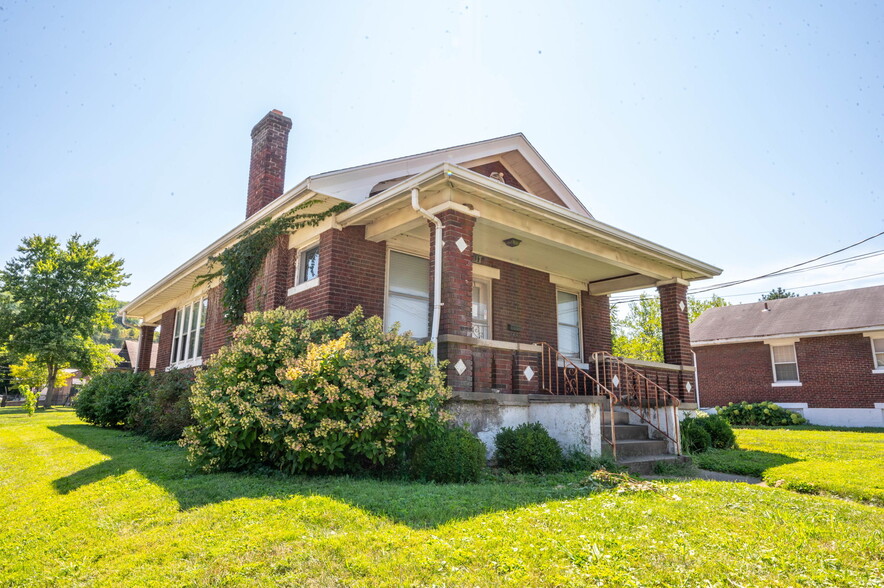 8612 Reading Rd, Cincinnati, OH for sale - Building Photo - Image 1 of 41