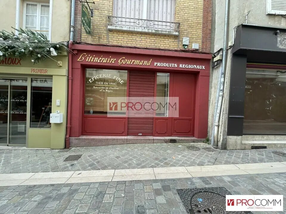 Commerce de détail dans Chartres à louer Photo du bâtiment- Image 1 de 5