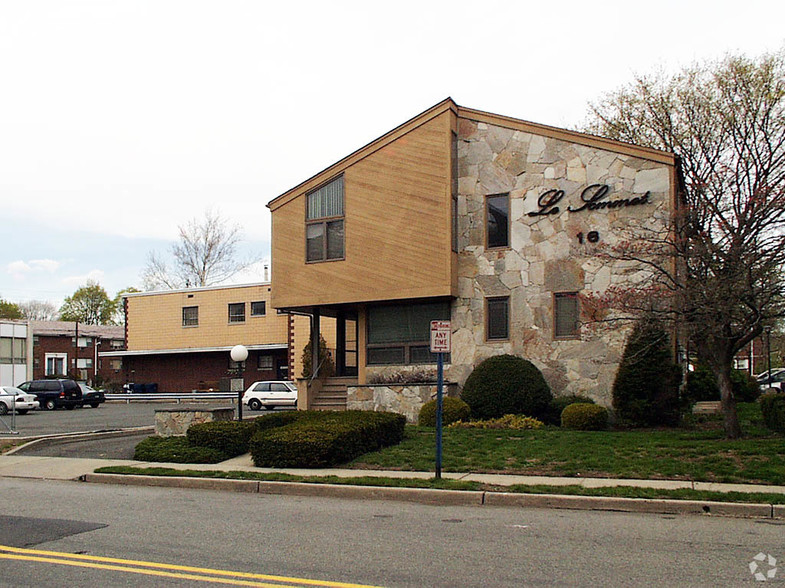 16 Jefferson St, Hackensack, NJ for lease - Building Photo - Image 2 of 35