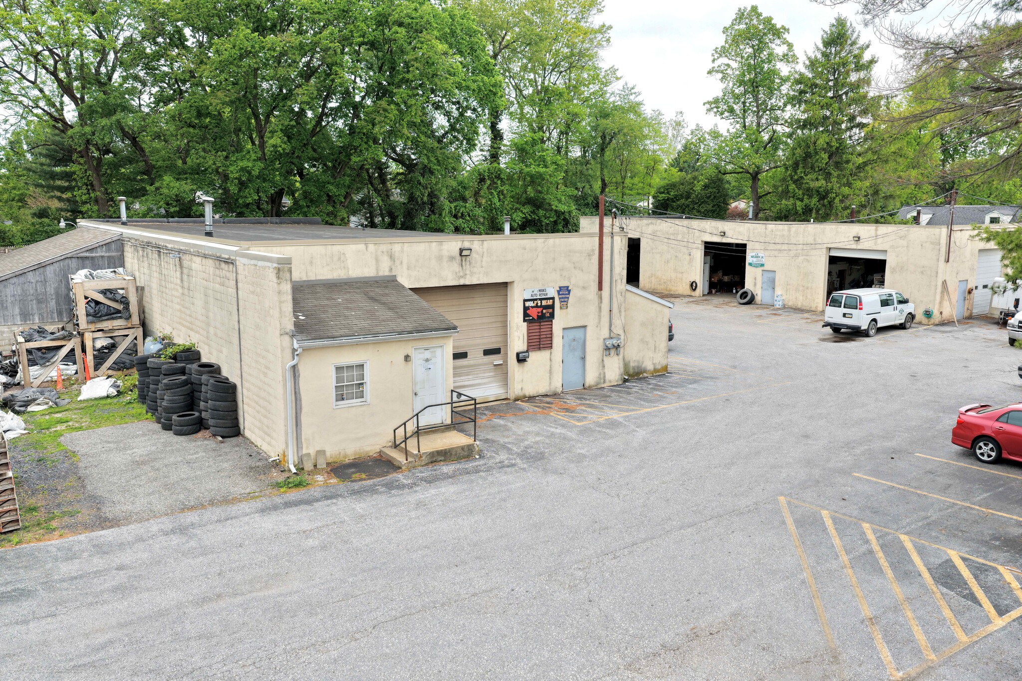 42 Kitty Ln, Phoenixville, PA for lease Building Photo- Image 1 of 10