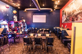 11166 County Road 37 NE, Albertville, MN à louer Photo intérieure- Image 2 de 9