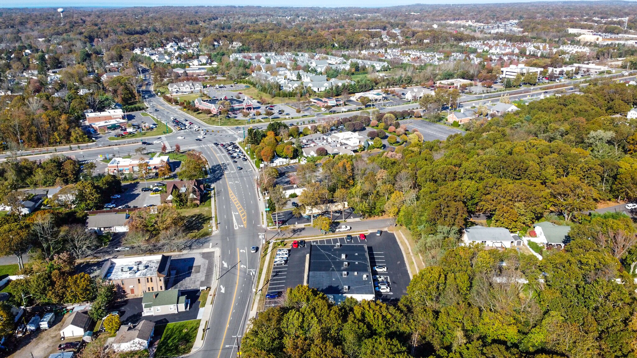 181 Terry Rd, Smithtown, NY à vendre Photo principale- Image 1 de 14