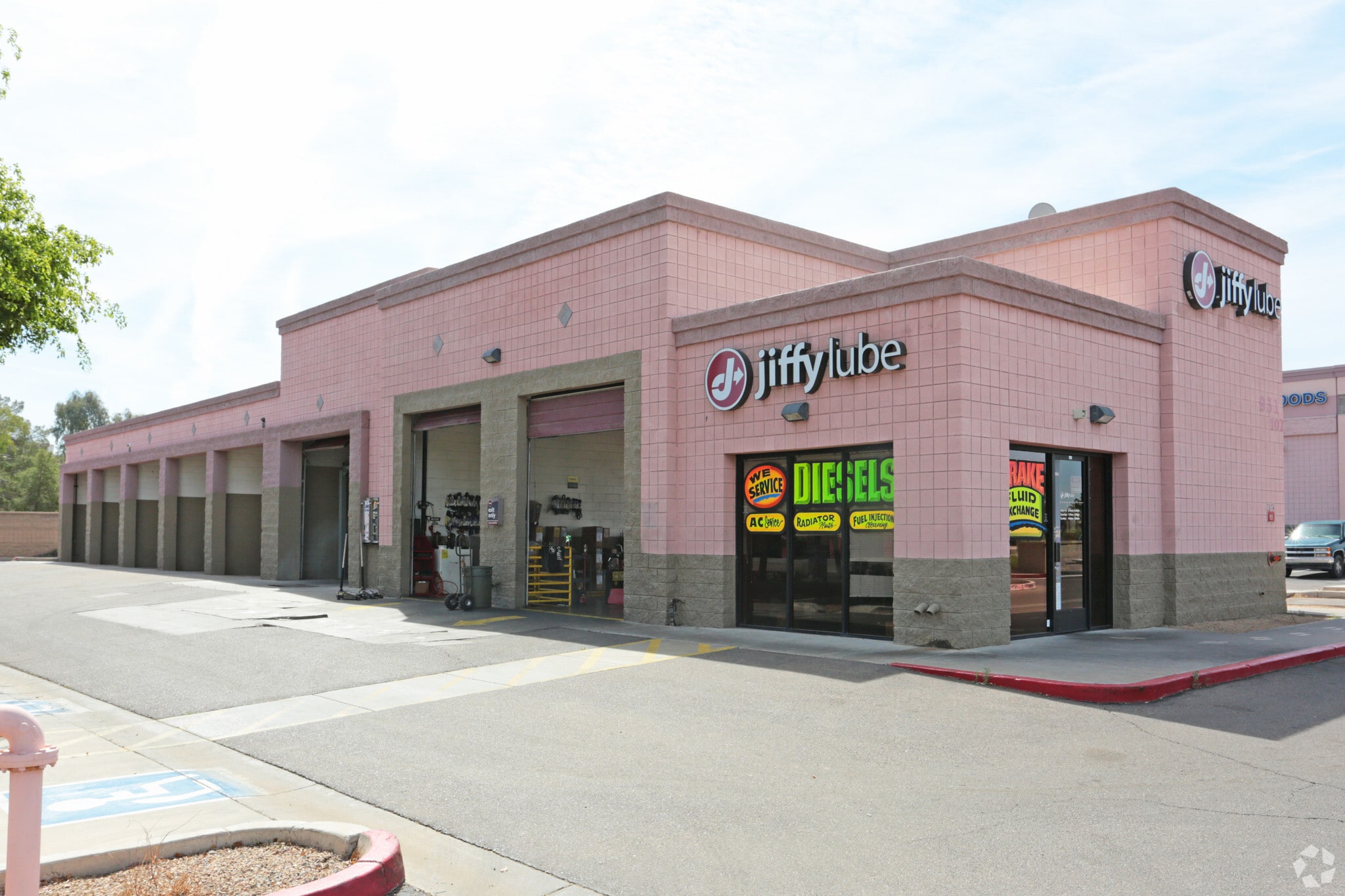 931 S Val Vista Dr, Gilbert, AZ for lease Primary Photo- Image 1 of 5