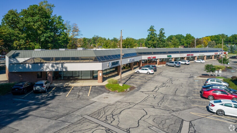 1740-1760 44th St SW, Wyoming, MI à louer - Photo du bâtiment - Image 2 de 5