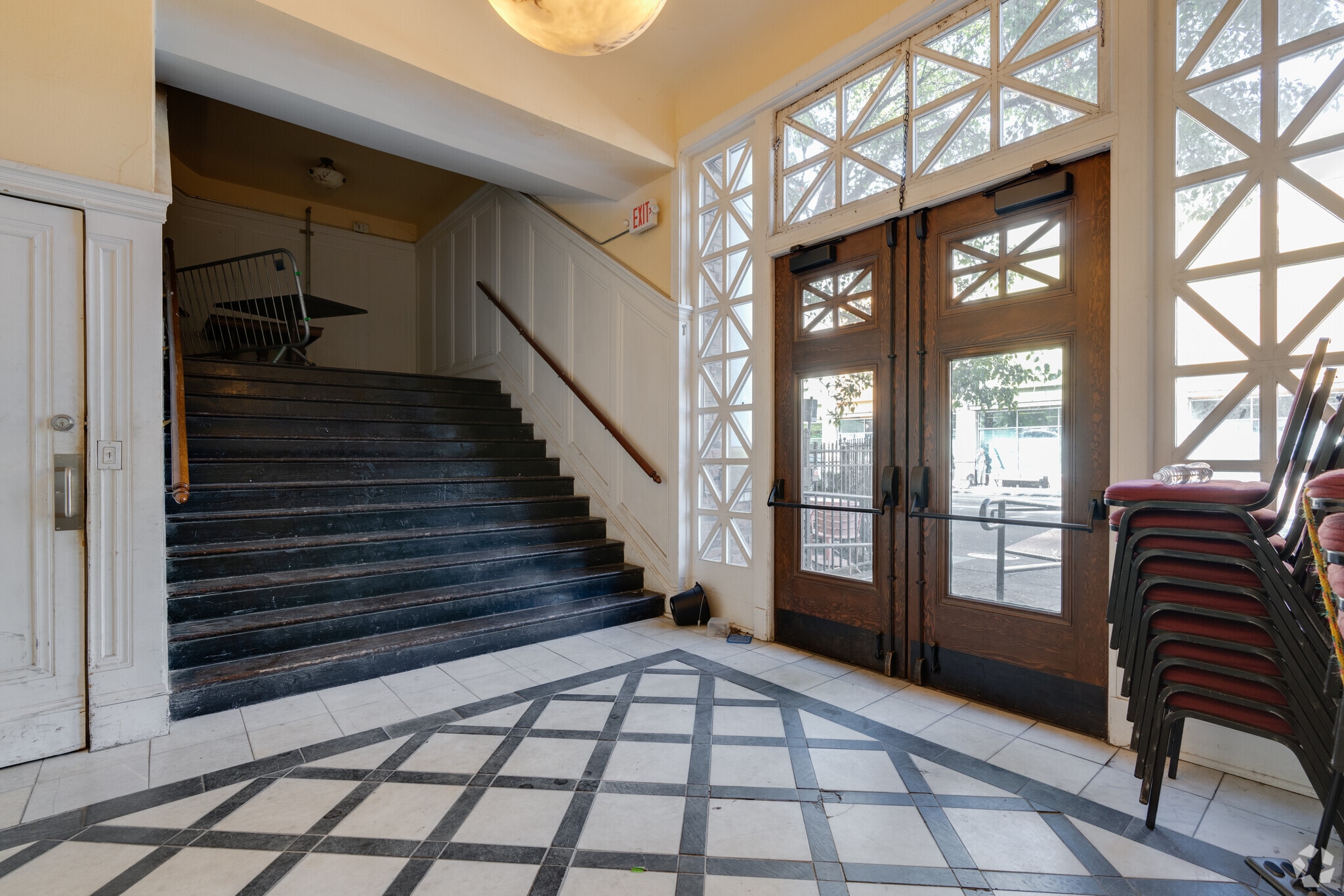 3862 SE Hawthorne Blvd, Portland, OR à vendre Photo intérieure- Image 1 de 5